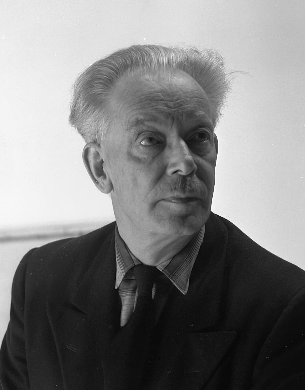 Джеймс Вильямсон Галловэй Макдональд (1897 - 1960) - фото 1